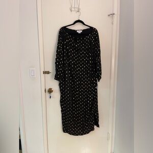 Never fully dressed maxi shift